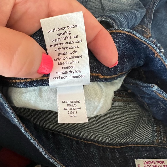 High rise distressed denim shorts - Picture 6 of 6